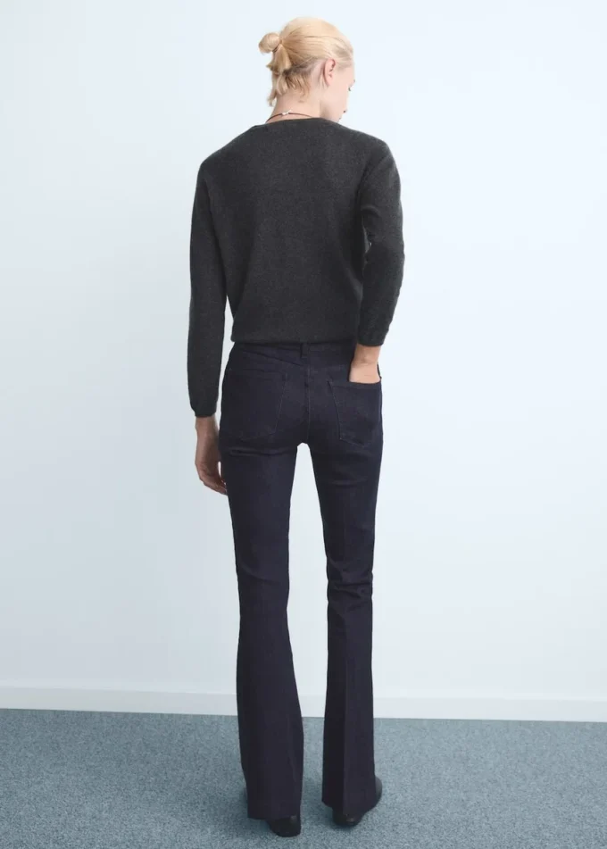 Zvonové džíny se středně vysokým pasem, prané Zvonové džíny se středně vysokým pasem, prané