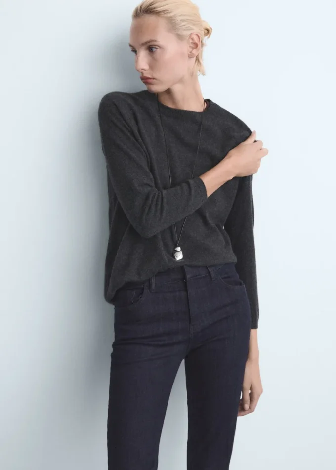 Zvonové džíny se středně vysokým pasem, prané Zvonové džíny se středně vysokým pasem, prané